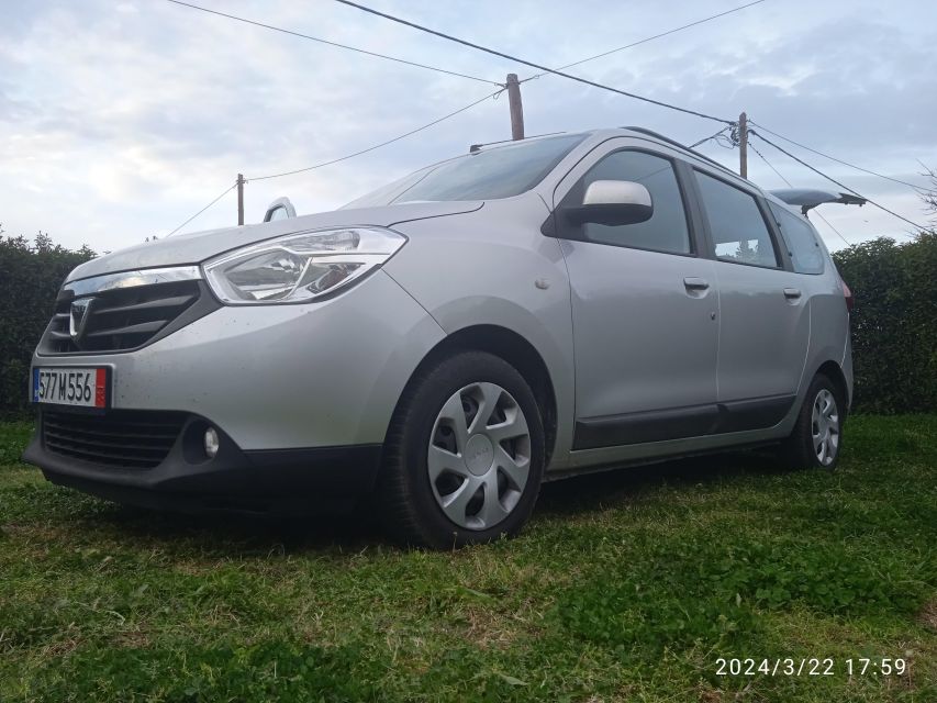 Photo of golden roads fleet of cars