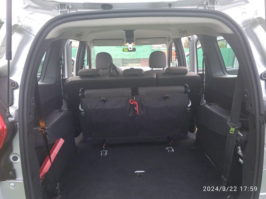Photo of airport transfer